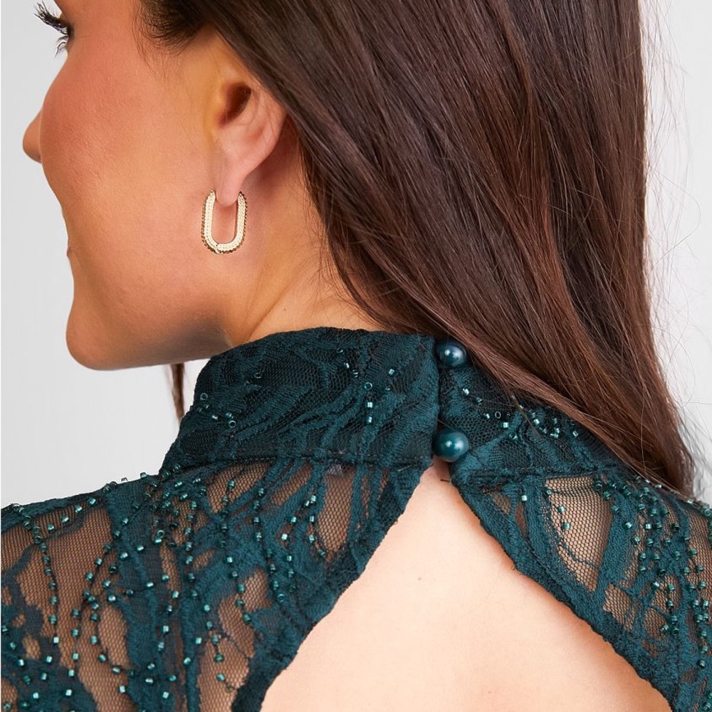 BKE Classy Dark Green Lace Blouse - Picture 3 of 6